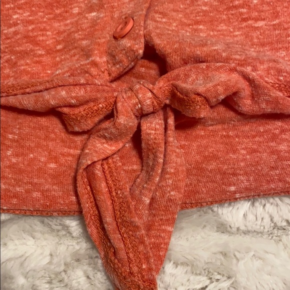 Forever 21 Red Cropped Tee - Picture 3 of 5